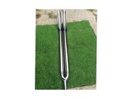 รถไถฟอร์ด 5000 ccท่อไอเสียปากฉลามคอไดร์ไทเทคู่ขนาด 2 นิ้วออก2.5 นิ้วคอสวมบล็อกเดิมตรงรุ่น ยาวรวม 100