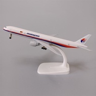 (Available) Malaysia Airlines Boeing B777 Metal Model Airplane Metal Model