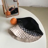 Black and beige double-sided hat