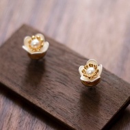 【白雪】 梅。水晶花天然珍珠 耳環