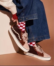 VANS The monsters x LABUBU SK8-Mid 39碼
