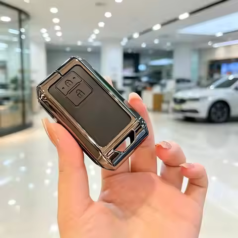 SUZUKI Jimny keychain Suitable for Suzuki SUZUKI XL7 keychain Jimny hustler shell solio buckle ertig