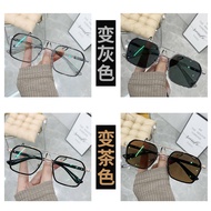 แว่นสายตาสั้น Photochromic ป้องกันรังสีอัลตราไวโอเลตแว่นตาคอมพิวเตอร์ป้องกันรังสีสีฟ้าแว่นตา Double-Line Frame Design 3-Purpose Glasses With Myopia