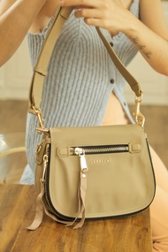 Labella : Mia กระเป๋าสะพายผ้าไนล่อน (4 สี)