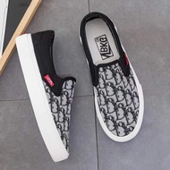 Spring Canvas Shoes Men's Slip-On Social Shoes Trendy Sneakers Couples All-Match Spirit Guy Lazy Sho