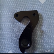ANTING RD SEPEDA ROADBIKE PINARELLO F8 F10 F12 DROP OUT DOGMA STERLING