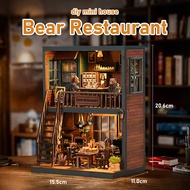 Bear Restaurant Book Nook DIY