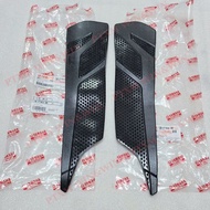 Lót sàn cao su để chân Nouvo 4-5-6 zin Yamaha VN - 1DB-F7484-00/ 1DB-F7483-00