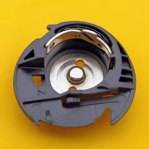 Plastic Bobbin Case for Electric Domestic Sewing Machine Spare Parts for Singer Futura XL400 500 580