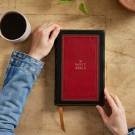 Holy Bible 1611 KJV with Apocrypha Black Leathersoft: Imitation Leather