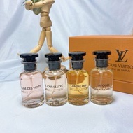 Louis Vuitton LV 香水黃盒中樣30ml套裝*4支 帶噴頭  味道：Rose des Vents，Apogée，Contre Moi，Le Jour se Lève
