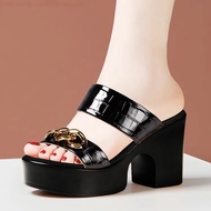 [2màu] Dép Nữ Guốc Cao Gót Nữ Đế Vuông 7p Quai Ngang Da Vân Bóng Phối Khoá Xích-CG820