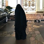 Khimar Hitam Labuh Yaman