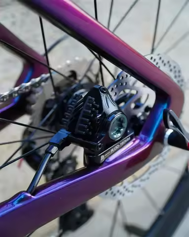 TWITTER R10pro RS-2*11S Fully hidden lines Aerodynamic design 43.5cm/56cm carbon fiber road bike hyd