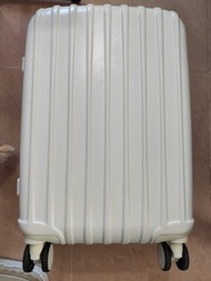 日本牌子 Swany 20吋 白色行李箱 行李喼 登機箱