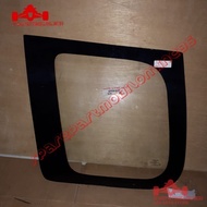 Nissan X-Trail T30 2003 2006 Yuke Rear Gastric Swing Glass