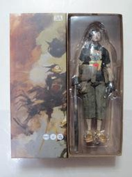 3A TOYS TOMORROW KING TKYO KDA TK 明日帝(附黑色T-SHIRTS，尺寸M)