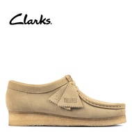 Clarks Womens Wallabee. Maple Suede