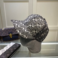 GUCCI666 Khaki Classic GG Pattern Sun Hat