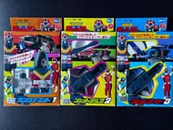 Bandai 姊妹公司 P廠 500yen廉價版 超新星戰隊 脆膠3合一組合式玩具，1986年出品日本製，可合體變機械人及分拆三架飛機 (原裝件原裝盒冇補油冇任何3D印刷品)  內件: 質素尚算理想非