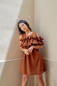 M18 Mini dress with one off shoulder ชุดคลุมท้อง ชุดให้นม ชุดคลุมท้องและให้นมได้ ชุดคลุมท้องแฟชั่น M