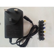 Universal adapter ac 100v-240v