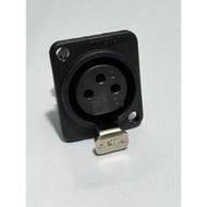 AMPHENOL AC3FDP FEMALE CASIS JACK 3 PIN - Amphenol FEMALE chassis jack XLR FEMALE socket/