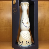 CLASE AZUL ANEJO TEQUILA CLASE AZUL ANEJO TEQUILA