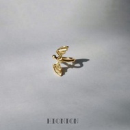 Hi Onion小眾蝙蝠耳骨夾無耳洞疊帶中性風耳掛鍍金百搭新年祝福