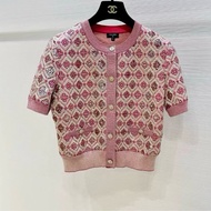 ⭐️ Chanel Cardigan 上衣