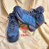 sepatu outdoor the north face size 38 tnf second hiking gunung