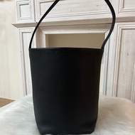 The Row N/S Park Medium Tote Bag 中號 皮革托特包 黑色