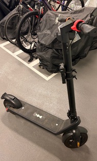 HX X9 電動滑板車