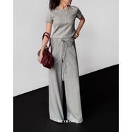 ECINOS - CORE Boxy Heavyweight T-shirt | WOMEN'S TOPS | Women's T-shirts Baju Perempuan