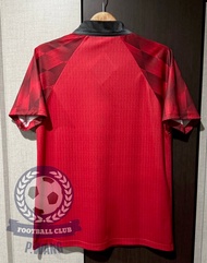 New !! เสื้อฟุตบอลย้อนยุค Retro  แมนยู Home ปี 1996-1997 คอปก ลายหมากฮอต คุณภาพสูงตรงต้นฉบับทุกจุด ร