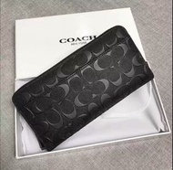 Coach長銀包