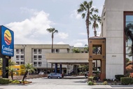 COMFORT INN & SUITES LAX AIRPORT