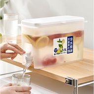 Water bottle with faucet, 3.5 liter capacity