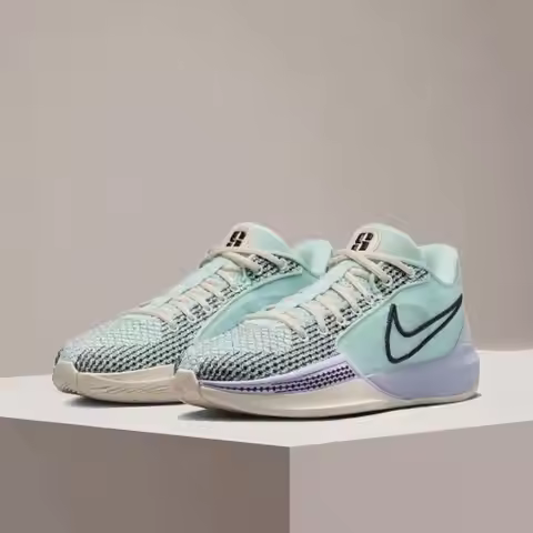 Nike Sabrina 1 Basketball Shoes Responsive Cushioning Durable Support Lightweight Design Court Perfo