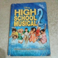 Disney HIGH SCHOOL MUSICAL 2 Book