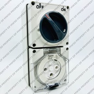 SCHNEIDER 250V 32A 3 pin SW SKT IP66 S56C332GY