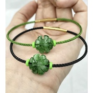 Four-leaf clover bracelet