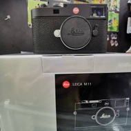 Leica M11