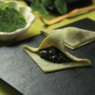 Tsujiri fresh yatsuhashi. 8 pieces. Souvenir of Kyoto. Japanese sweets.Direct from Japan.