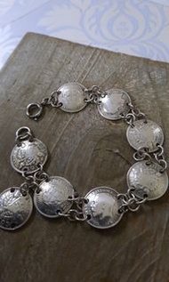 Absolutely genuine antique silver coin bracelet 古舊英國銀幣手鍊