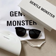 代購 Gentle Monster墨鏡 MAMABU 情侶太陽鏡 GM墨鏡 黑色方框太陽眼鏡 灰色墨鏡 明星同款眼鏡 時尚潮流太陽鏡 男士墨鏡 女士墨鏡