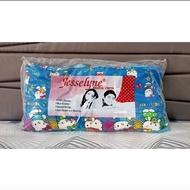 Jesselyn Pillow/ Love Pillow