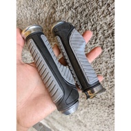 UNIVERSAL MOLEN MODEL BMX MOTORCYCLE HANDGRIP GRIP