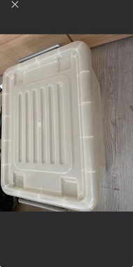 透明塑膠收納箱帶蓋儲物箱