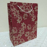 Paper bag (15x6x20)